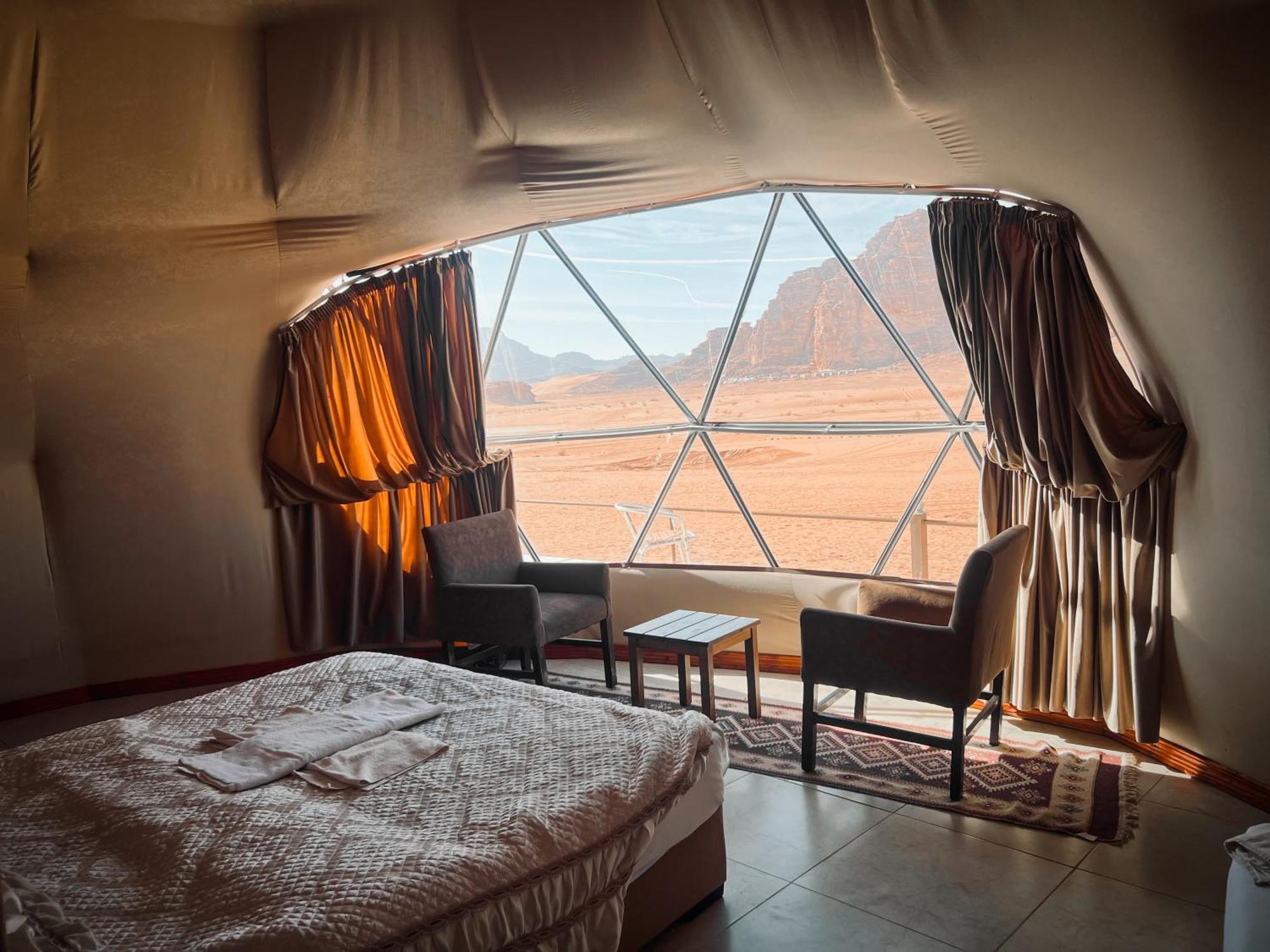 Rum Royal Flower Luxury Camp Wadi Rum Exterior photo